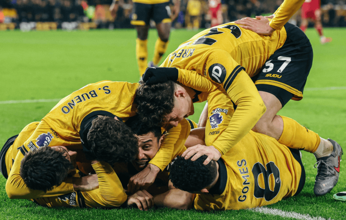 英超最新积分战报：利物浦爆大冷，利兹联被绝杀，埃弗顿连胜